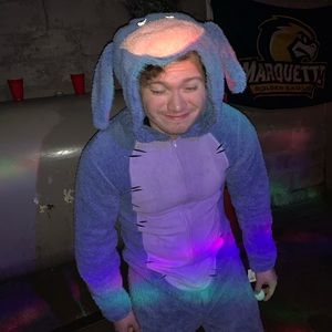 Meet your Posher, Henry